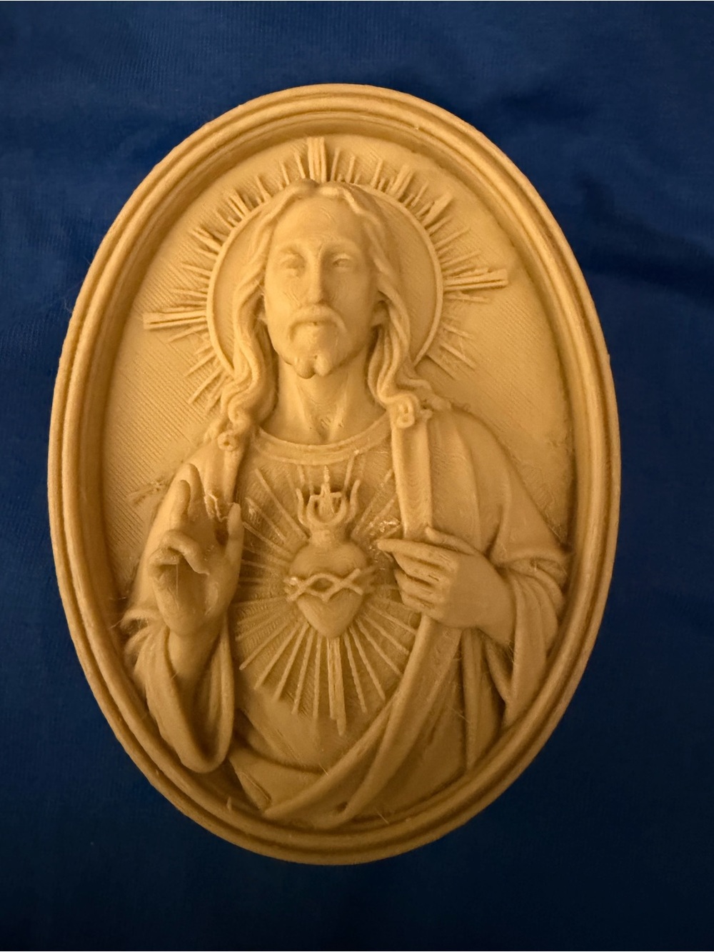 Beige Oval Sacred Heart Wall Plaque - Decorative Home Art